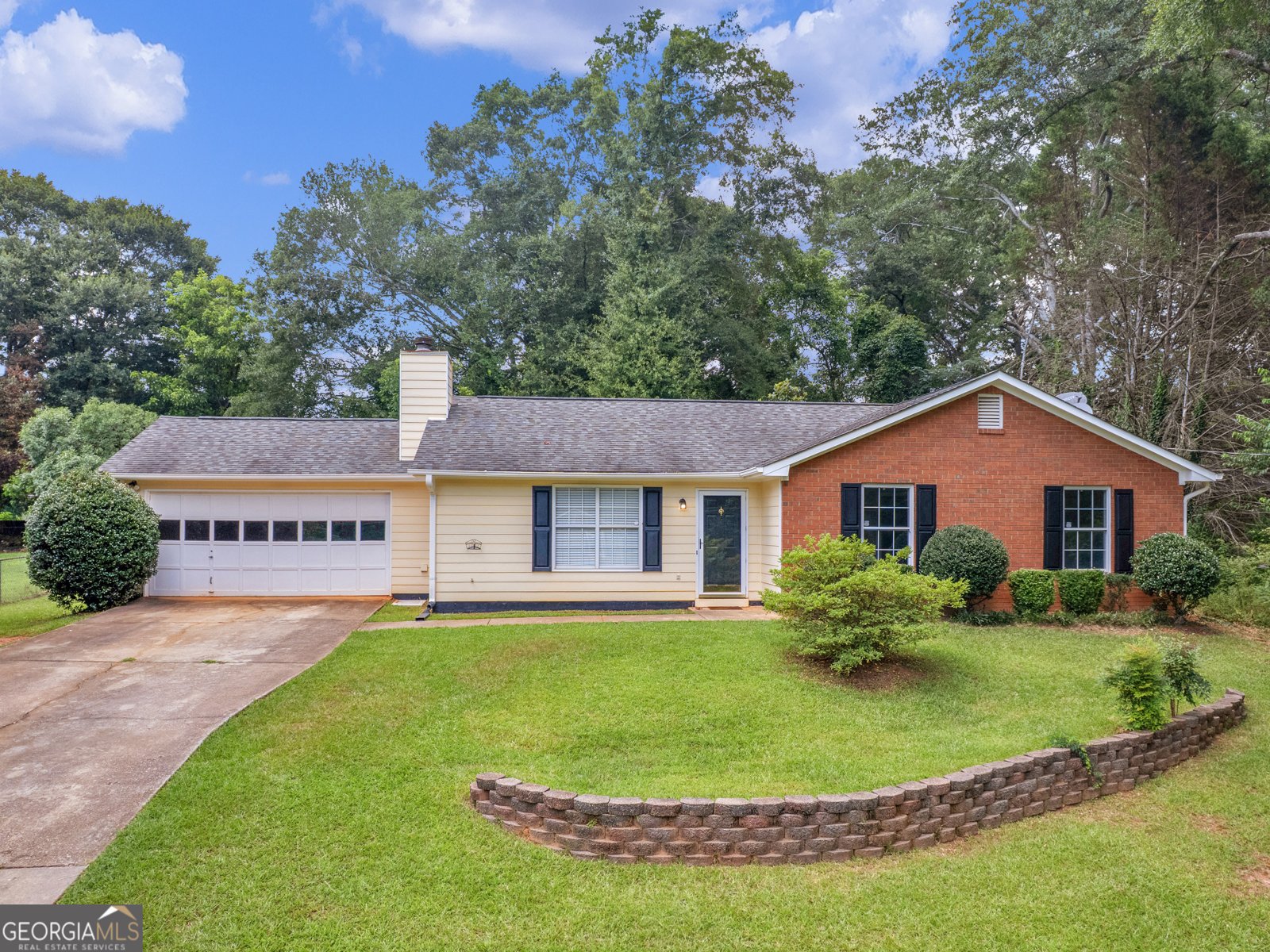 111 Gwenellen Drive Locust Grove - 1