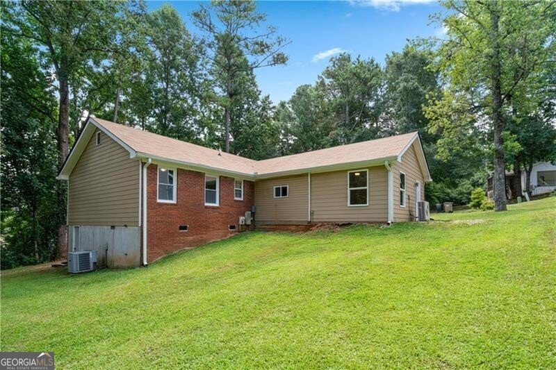 540 Fort Street Winder - 1