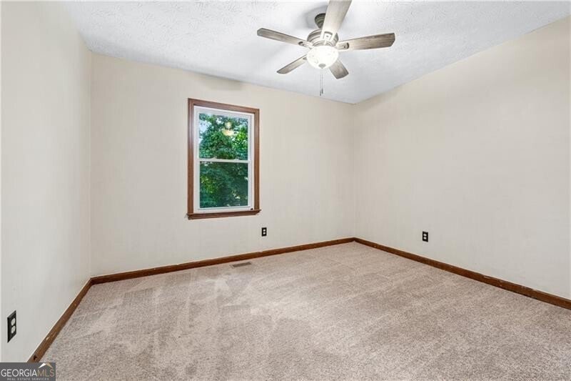 540 Fort Street Winder - 21