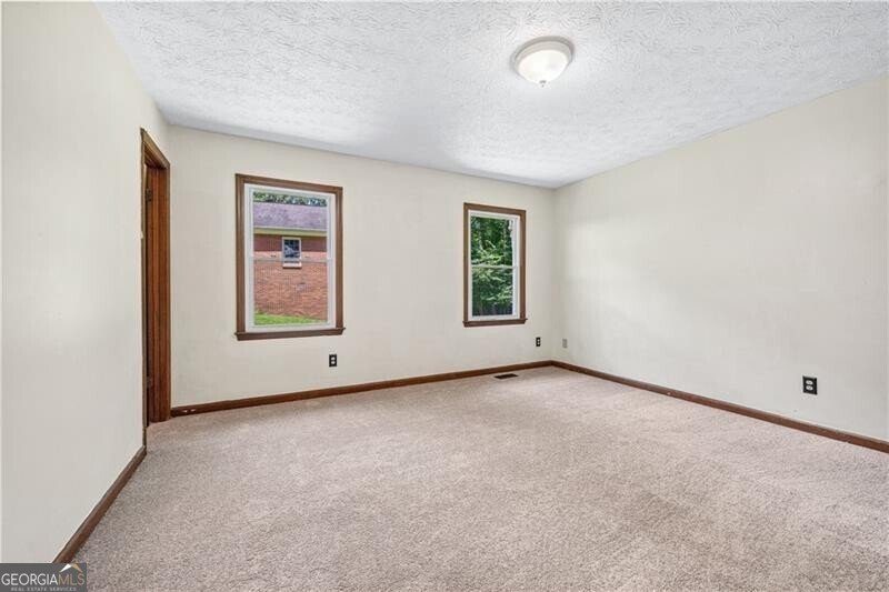 540 Fort Street Winder - 22
