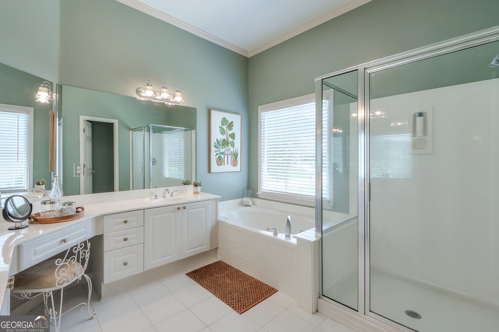 8645 Woodland View Drive Gainesville - 1