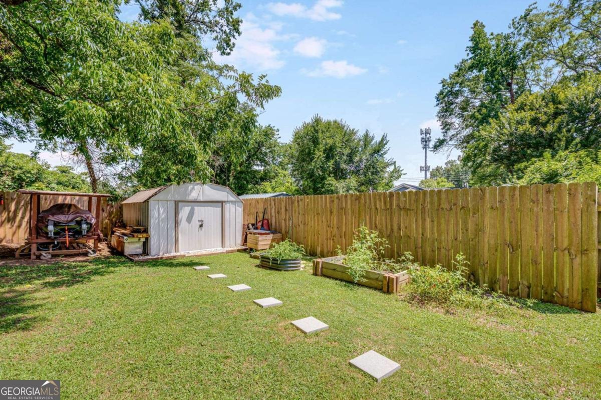 762 Avenida Street Atlanta - 11