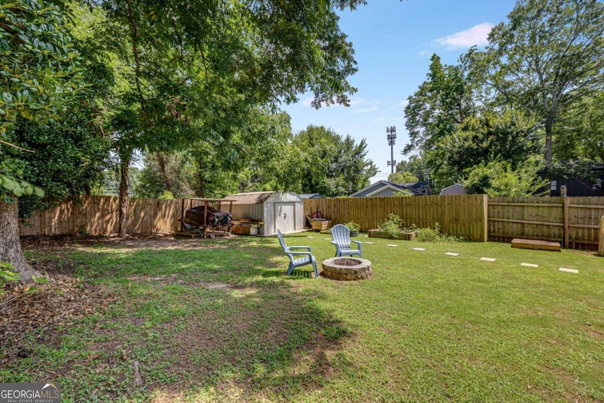 762 Avenida Street Atlanta - 12