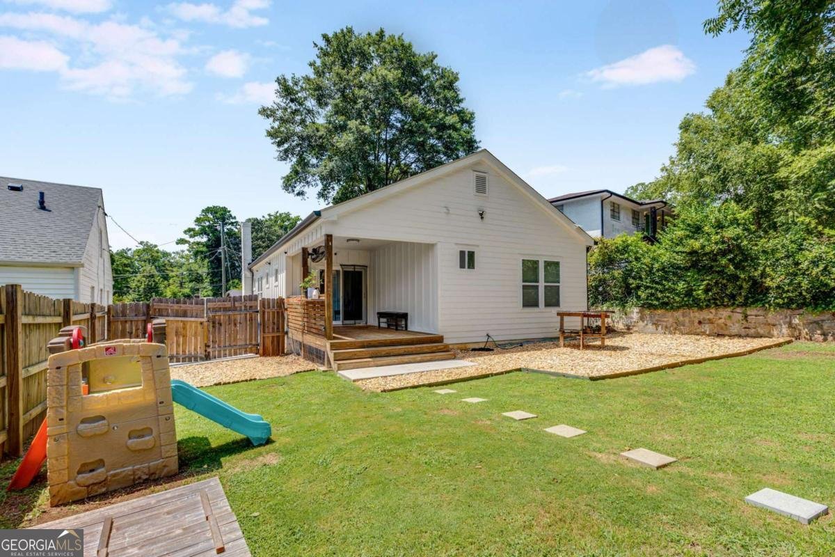 762 Avenida Street Atlanta - 42
