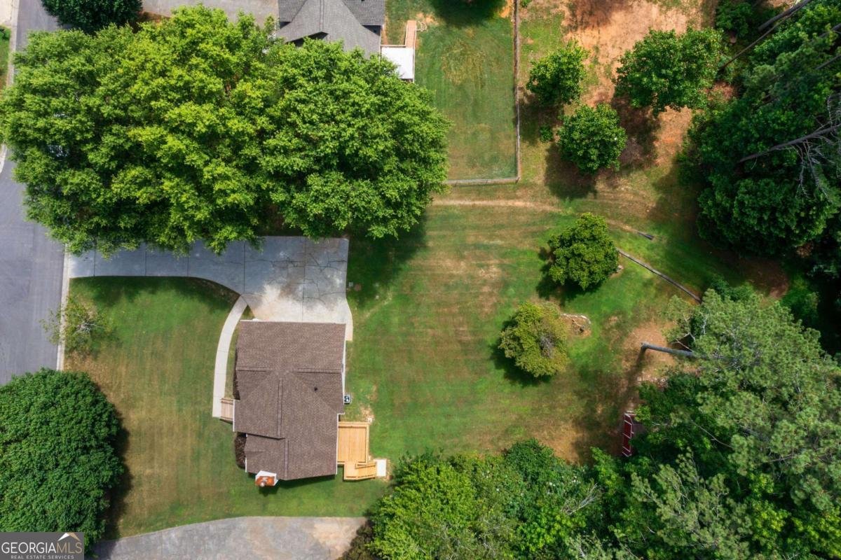 20 Graystone Drive White - 4