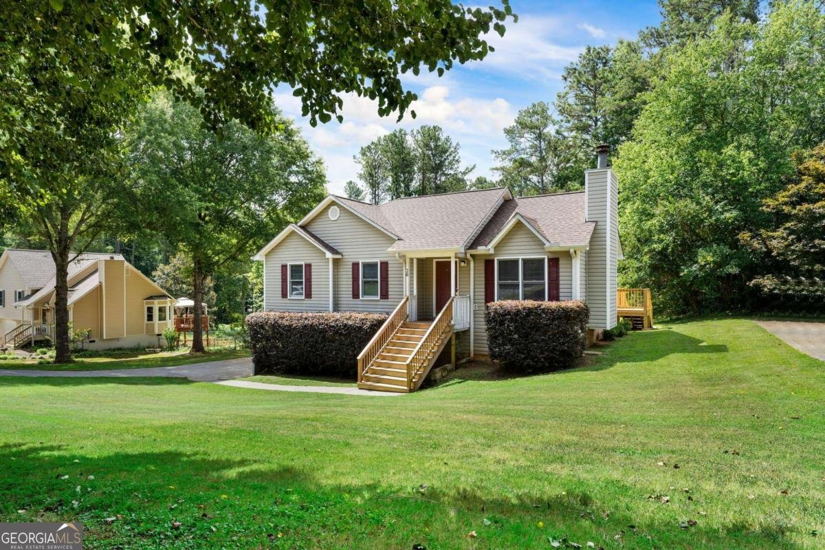 20 Graystone Drive White - 9
