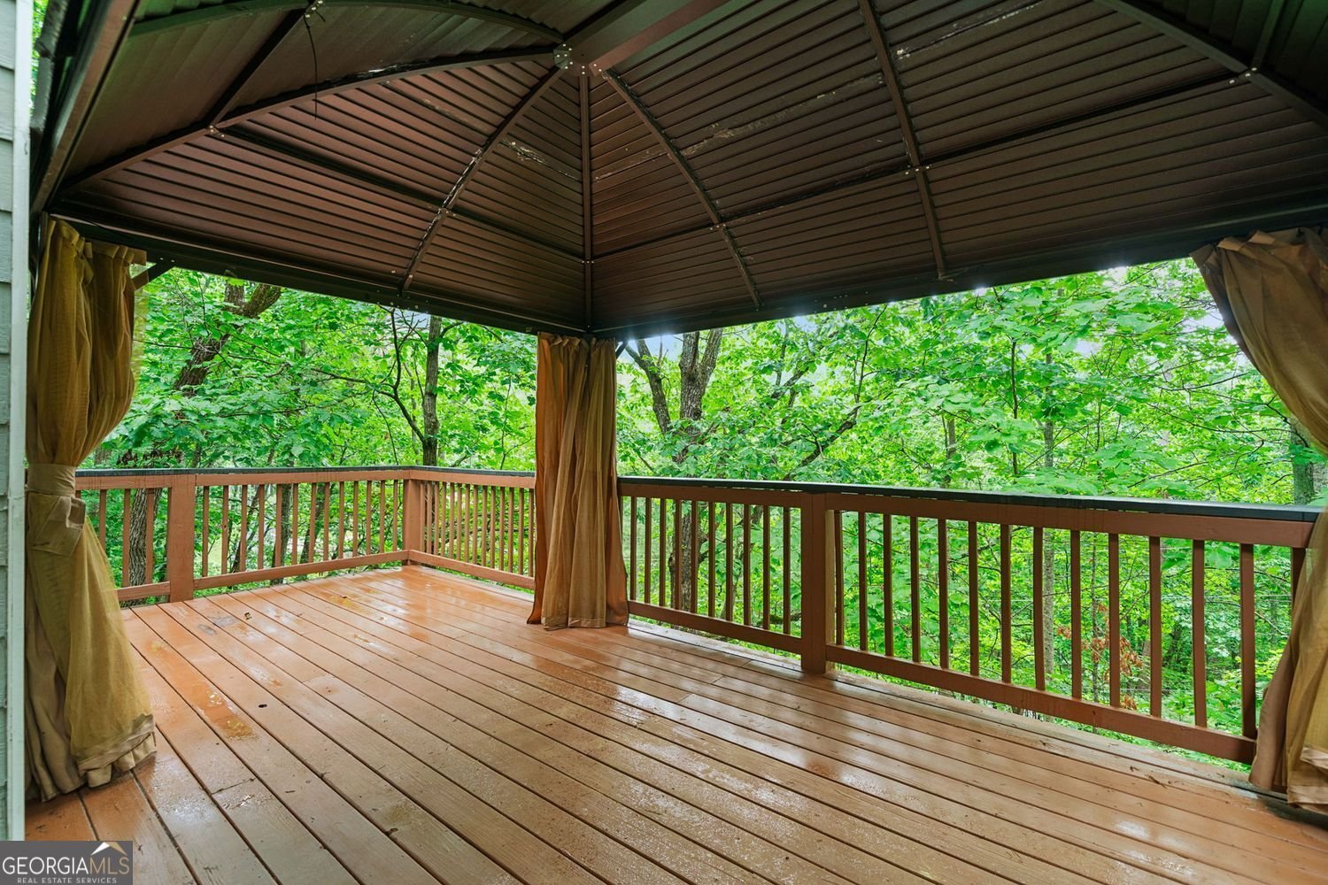 230 White Eagle Drive Drive Waleska - 27