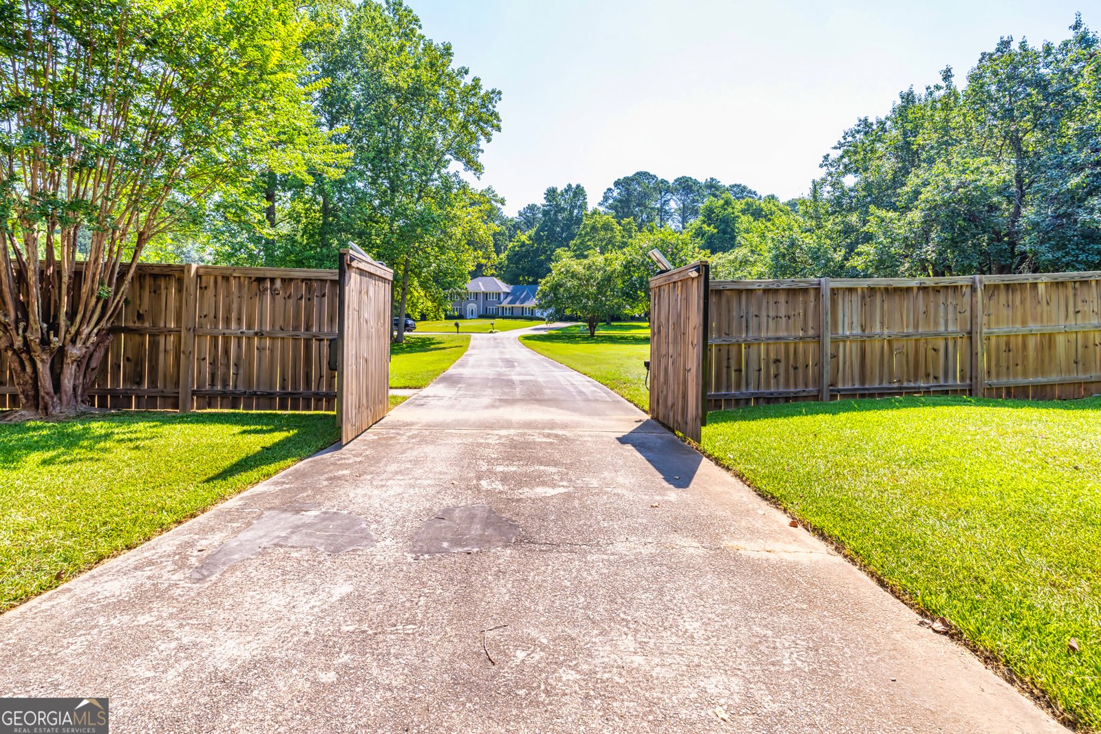 110 Birch Court Fayetteville - 1