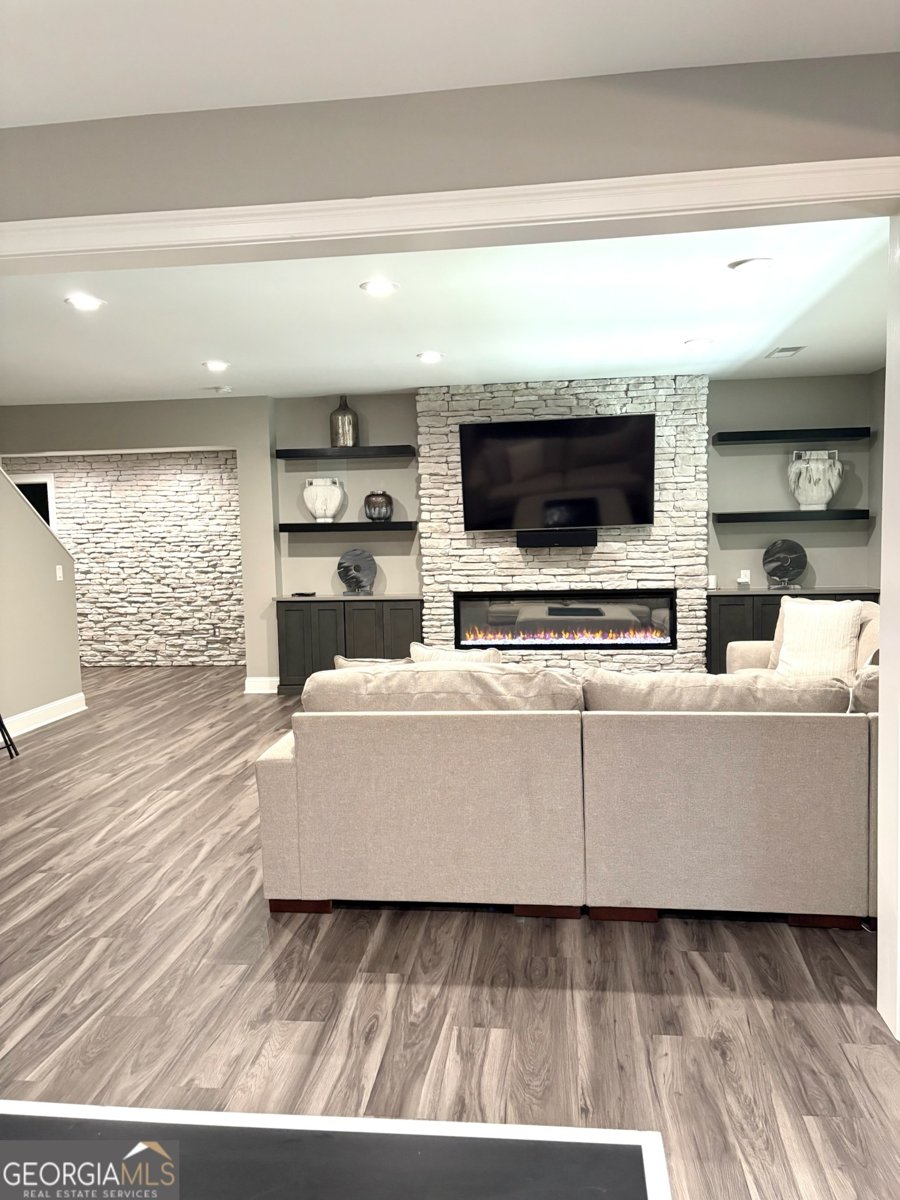 5460 Summit Oak Drive Milton - 24