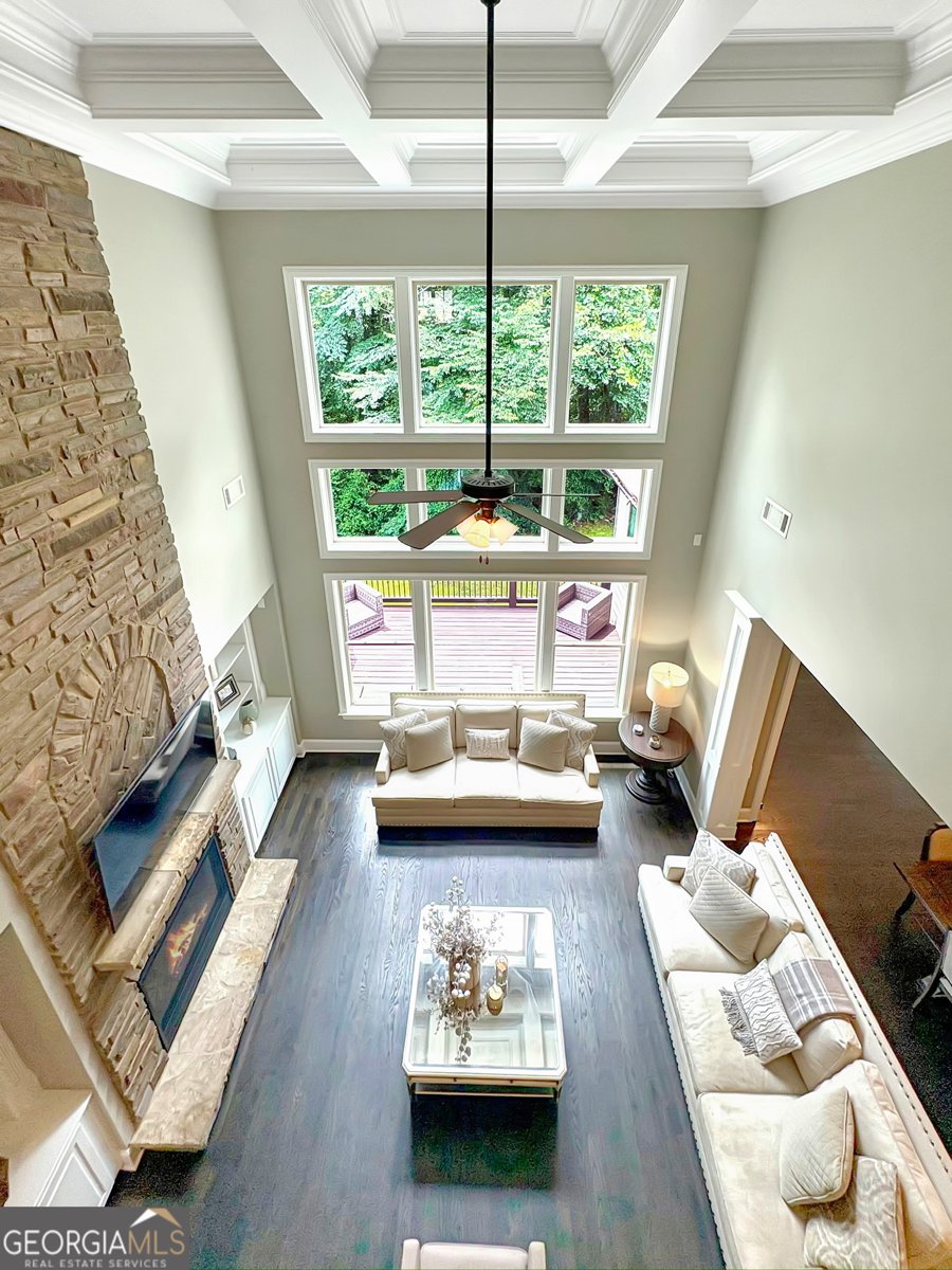 5460 Summit Oak Drive Milton - 5
