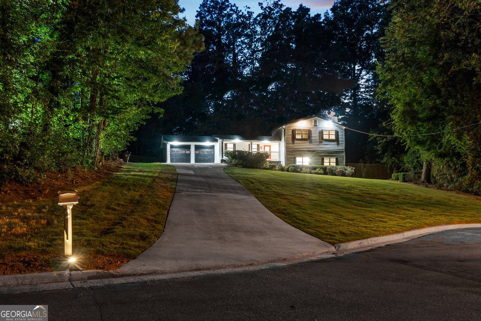 2103 Forest Court Snellville - 2
