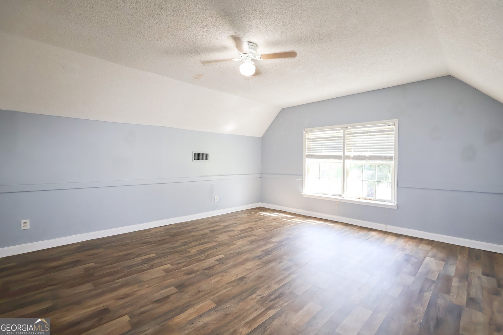 410 Lake Front Drive Warner Robins - 21