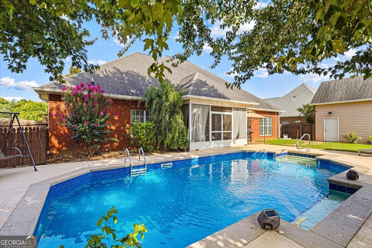 129 Roseine Drive Warner Robins - 35