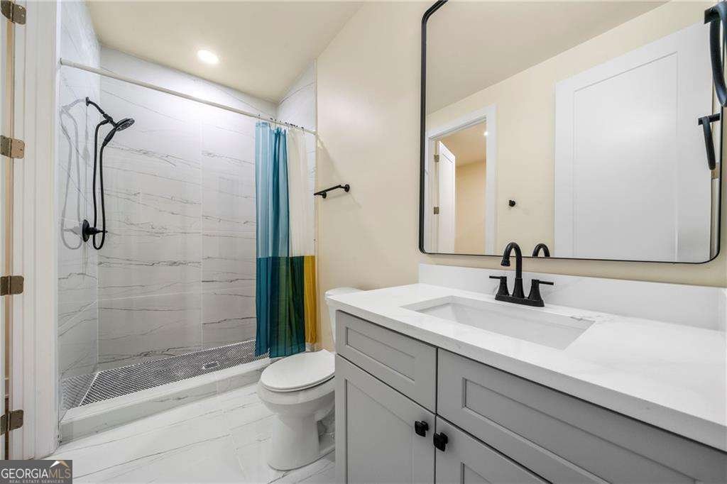 140 Wesley Place Fayetteville - 22