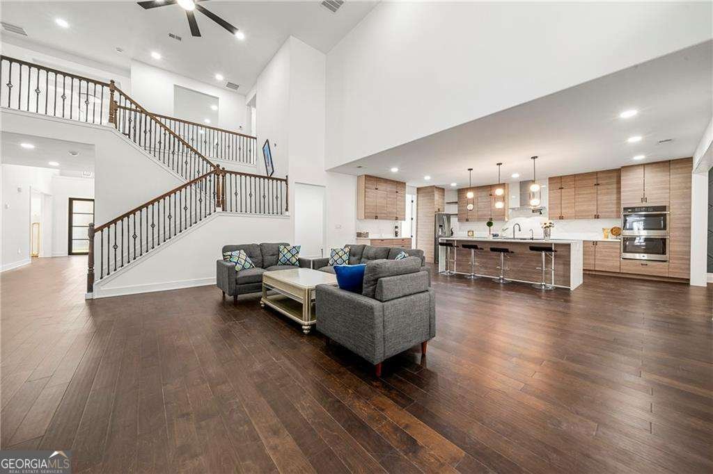 130 Wesley Place Fayetteville - 17