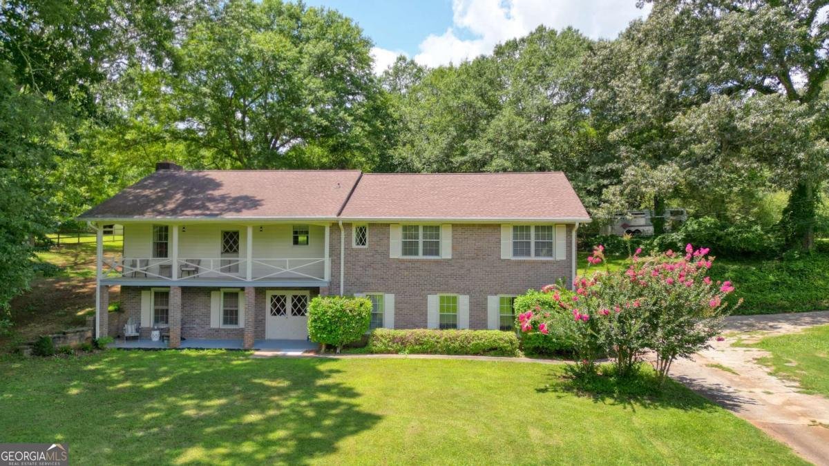 124 Lynn Drive Hiram - 1