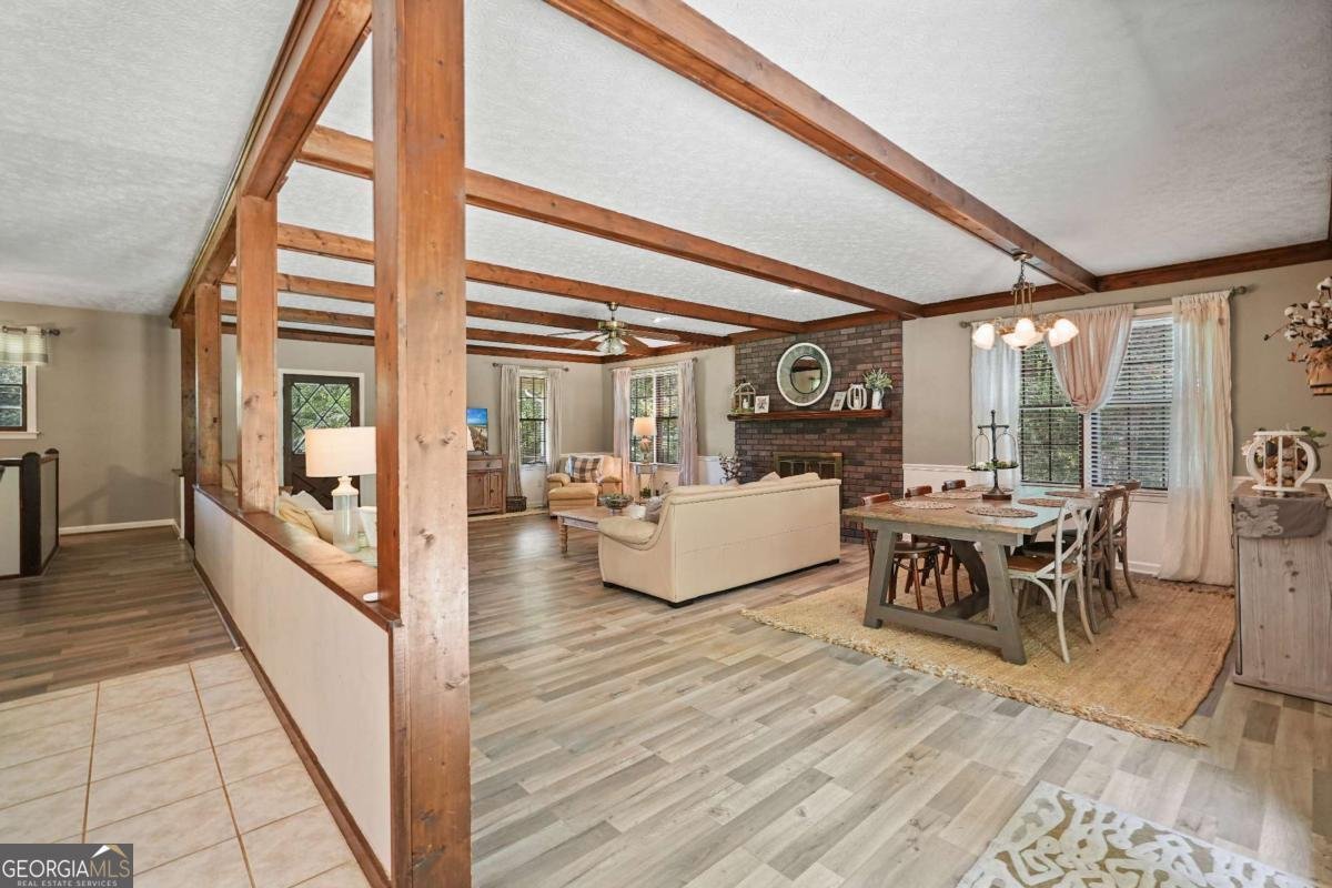 124 Lynn Drive Hiram - 17