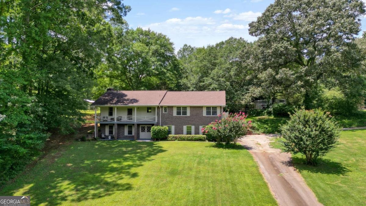 124 Lynn Drive Hiram - 2