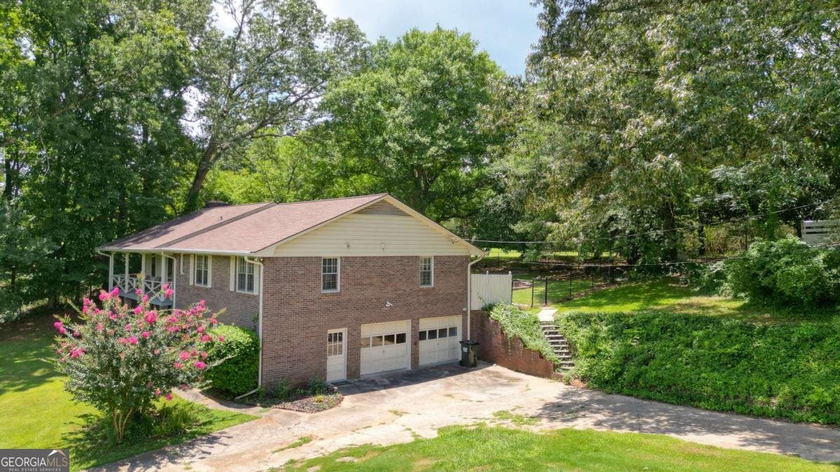 124 Lynn Drive Hiram - 47