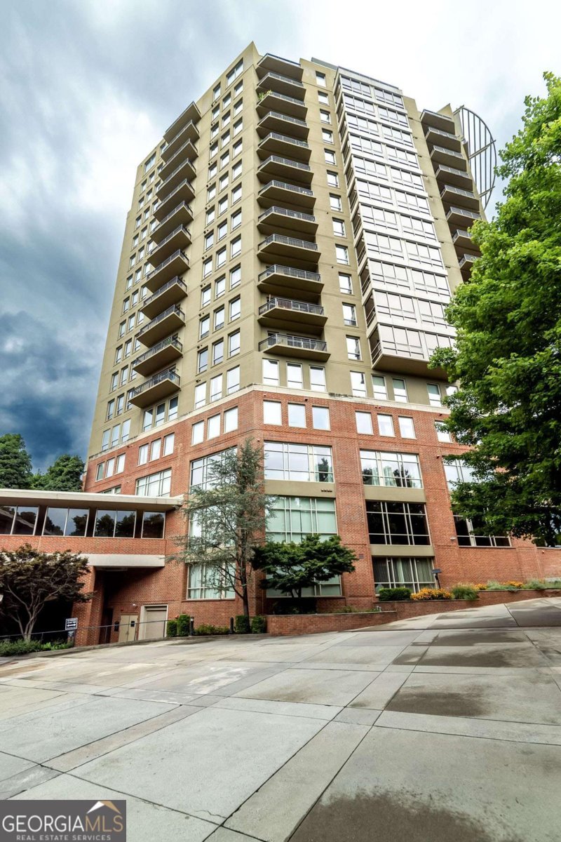 2626 Peachtree Road Atlanta - 74