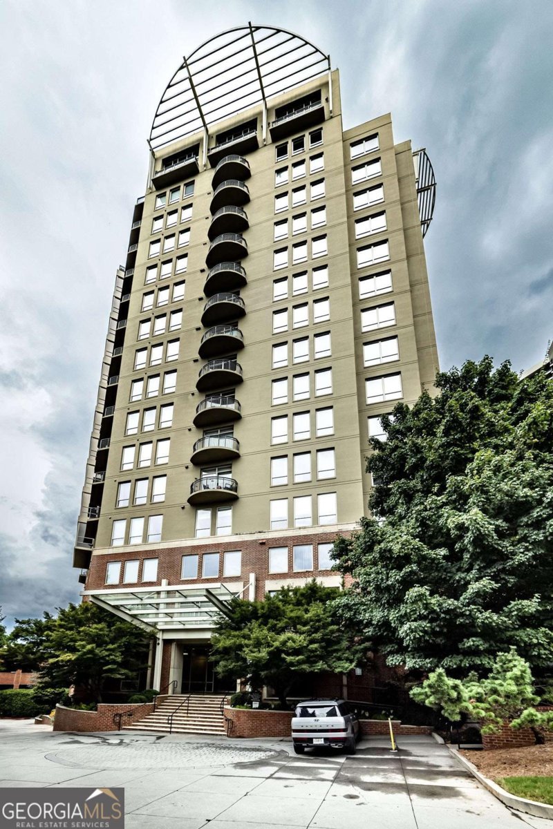 2626 Peachtree Road Atlanta - 77