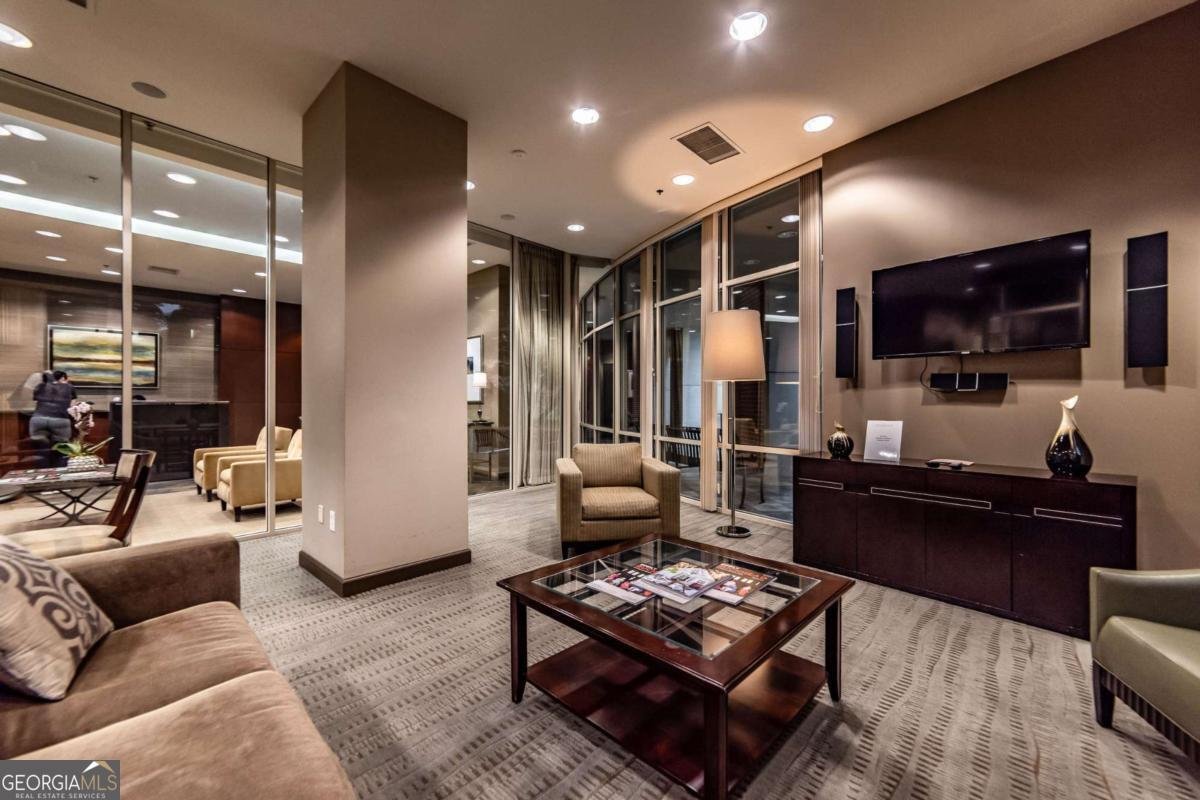 2626 Peachtree Road Atlanta - 85