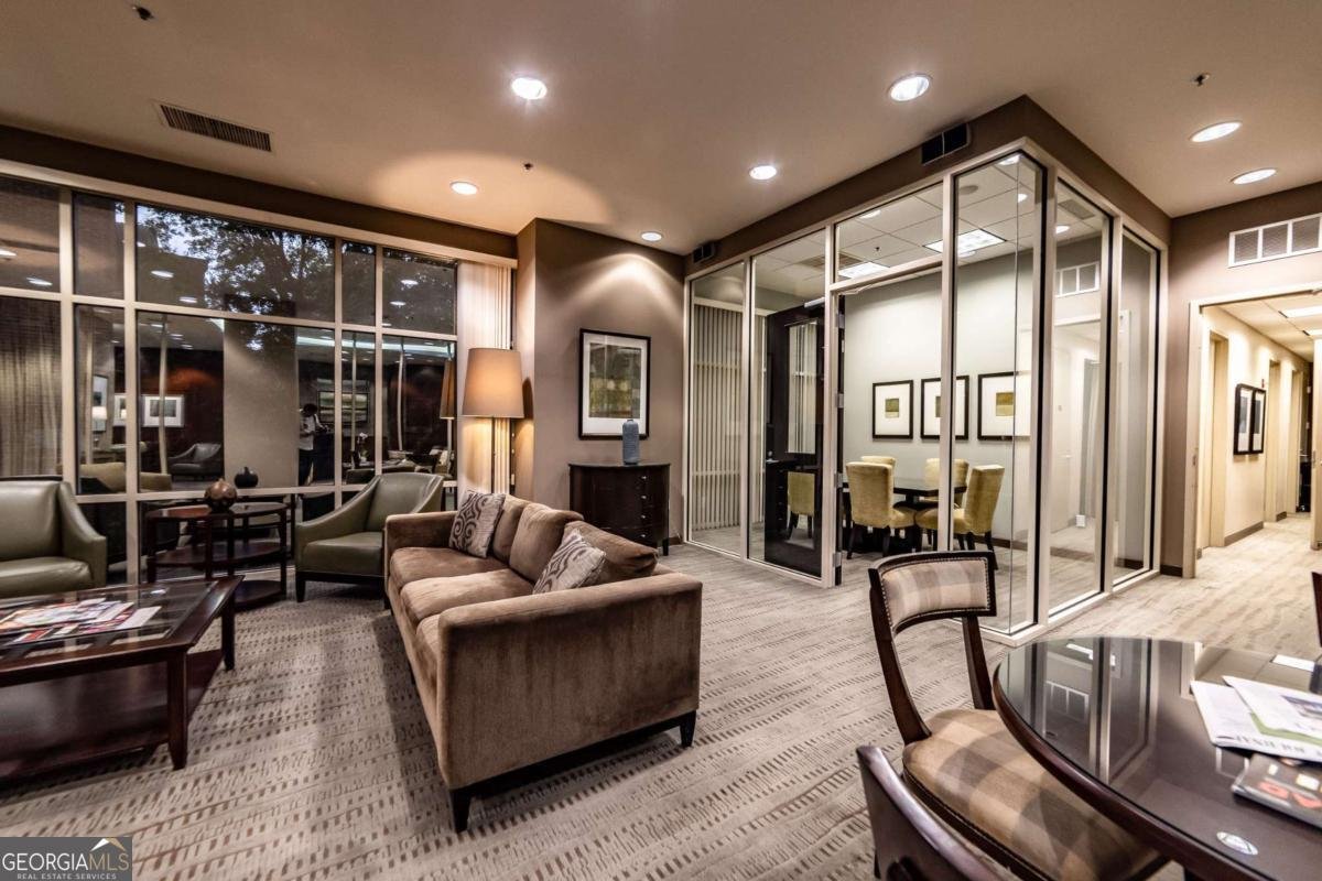 2626 Peachtree Road Atlanta - 88