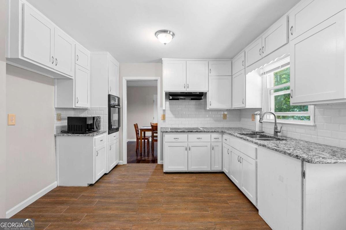 811 Corundum Court Stone Mountain - 6