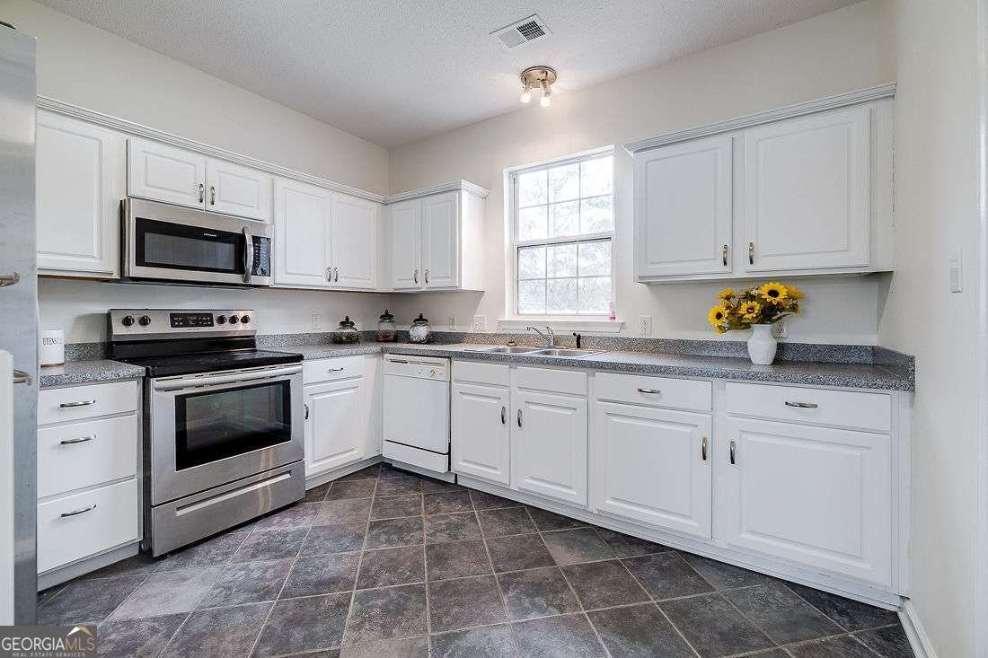 303 Antigua Drive Guyton - 9