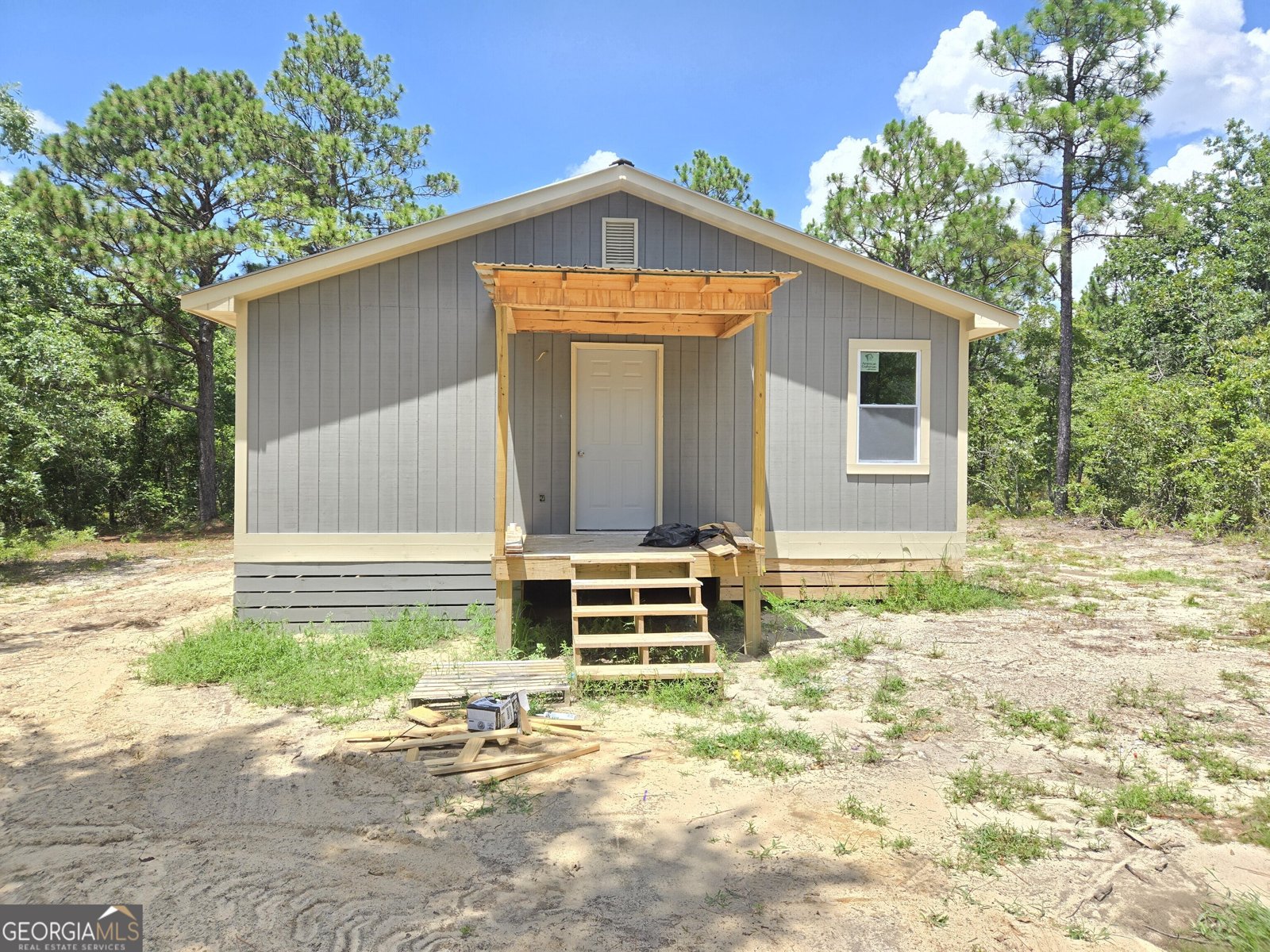 2450 Fort Perry Road Box Springs - 2