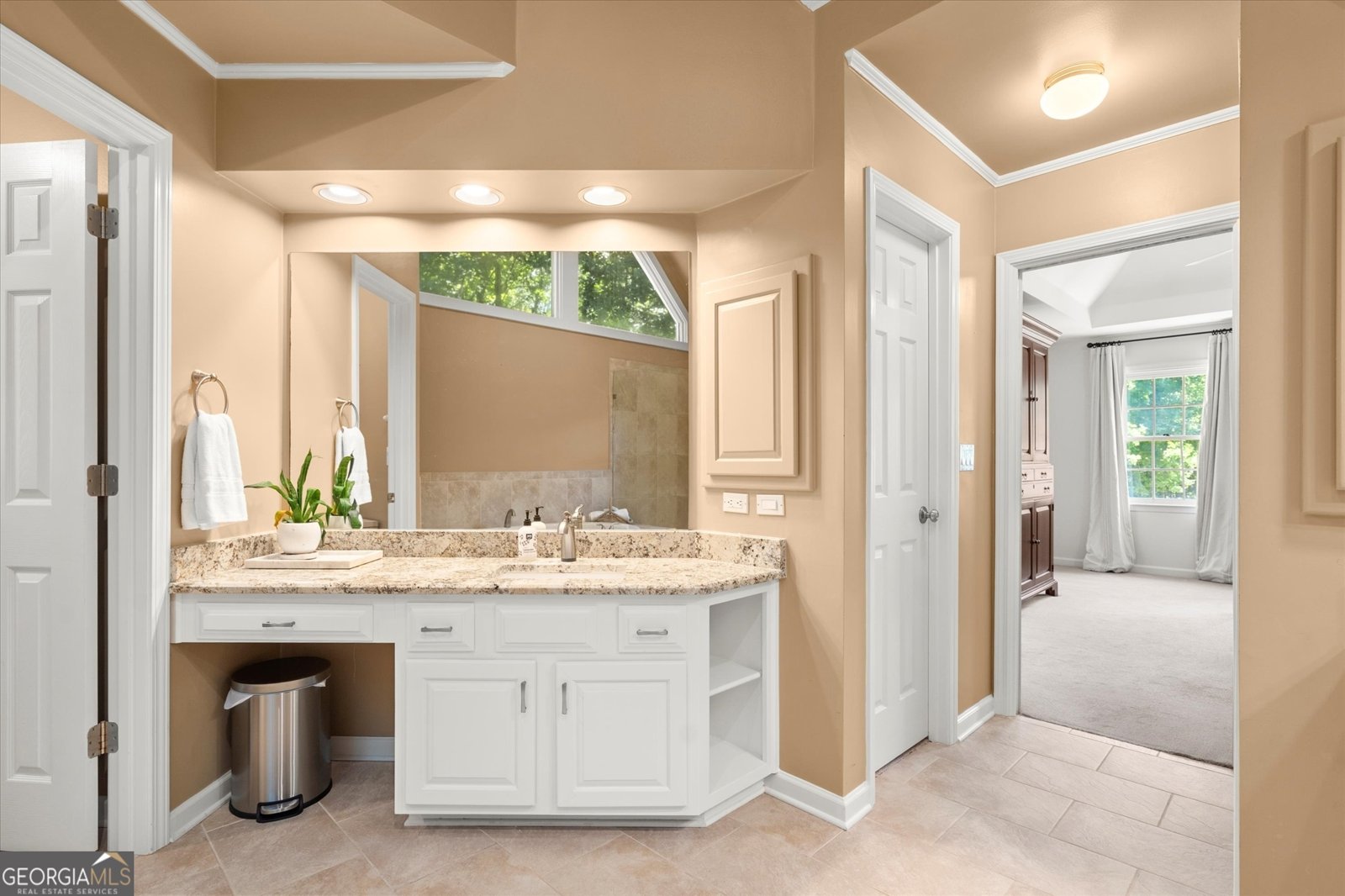 3302 Lantern Coach Lane Roswell - 44
