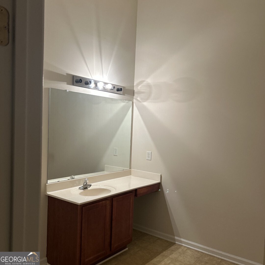 607 Shadow Valley Court Lithonia - 22