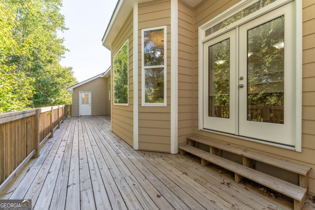 971 Heathchase Drive Suwanee - 39