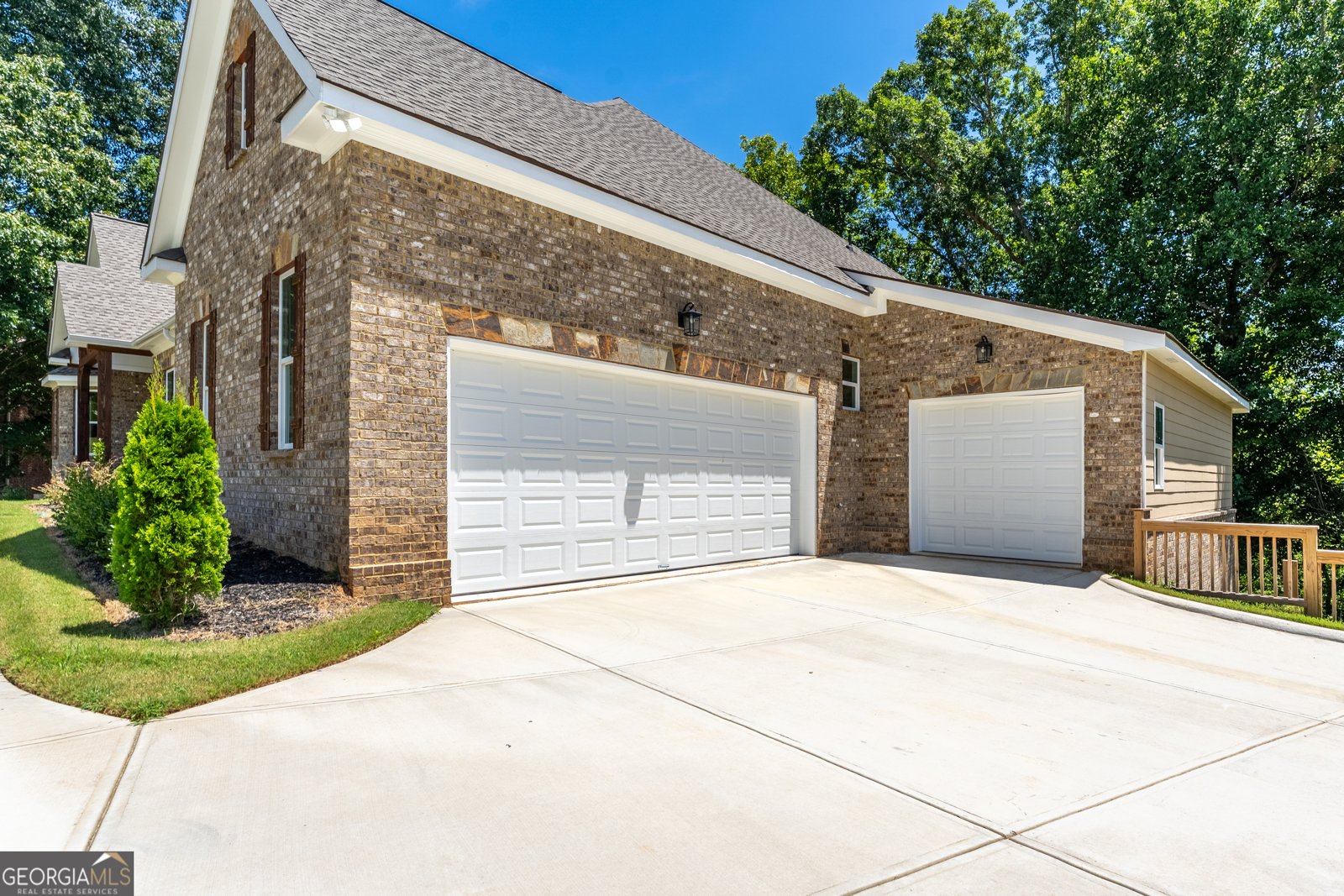 971 Heathchase Drive Suwanee - 48