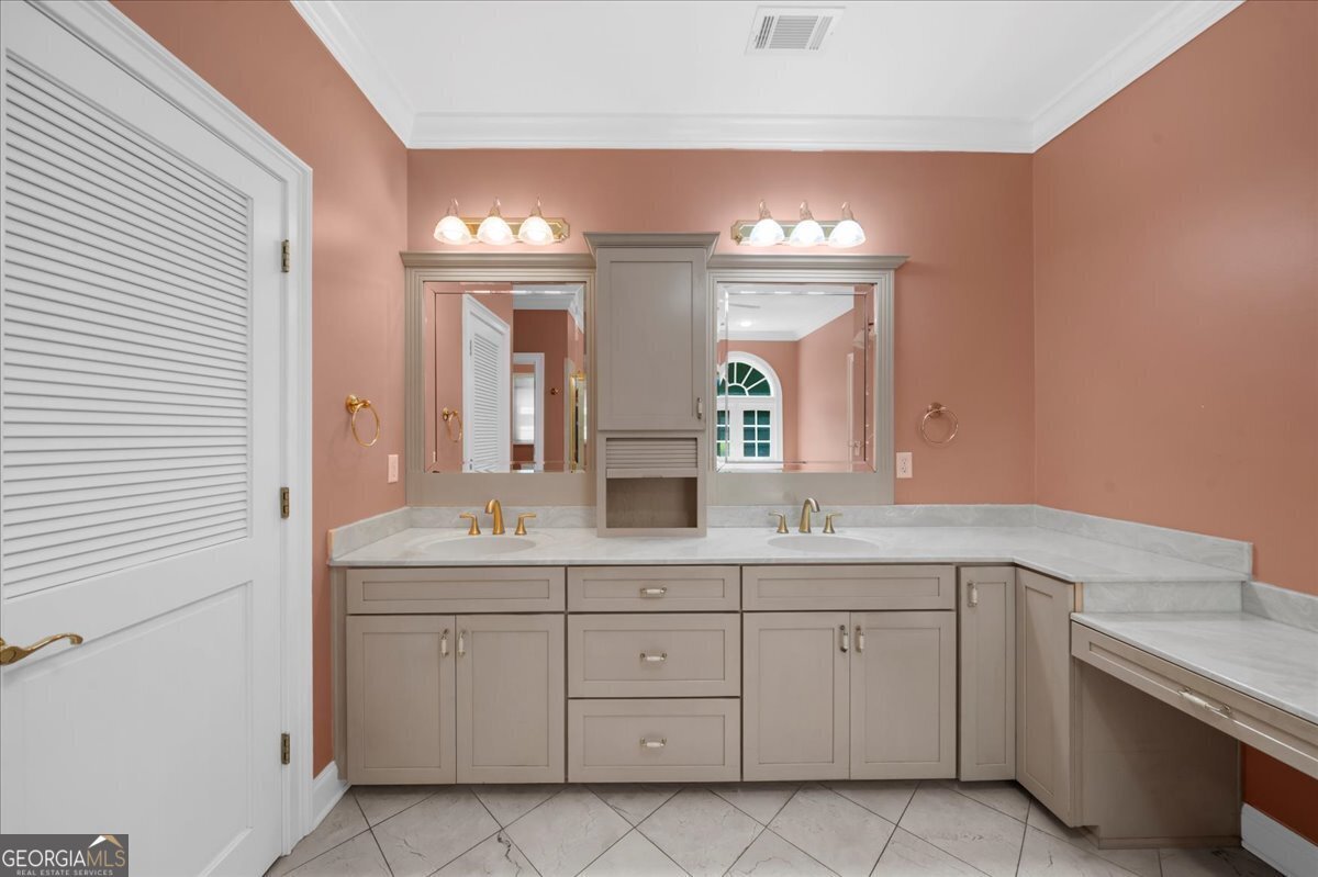 5739 Ridgewater Circle Gainesville - 37