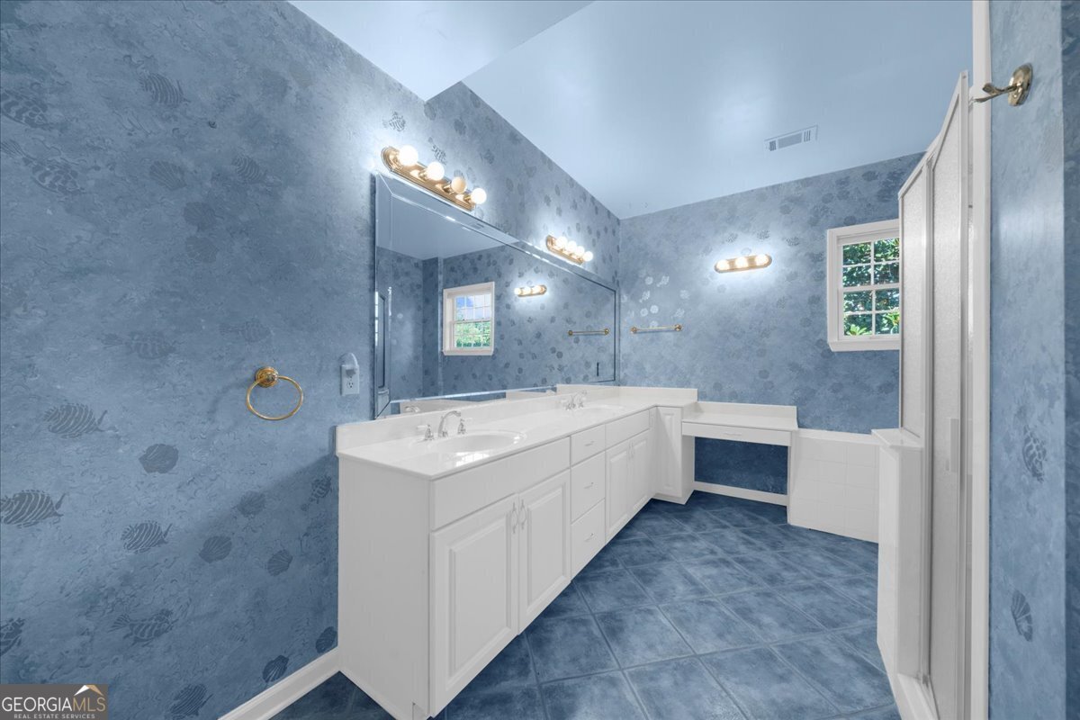 5739 Ridgewater Circle Gainesville - 55