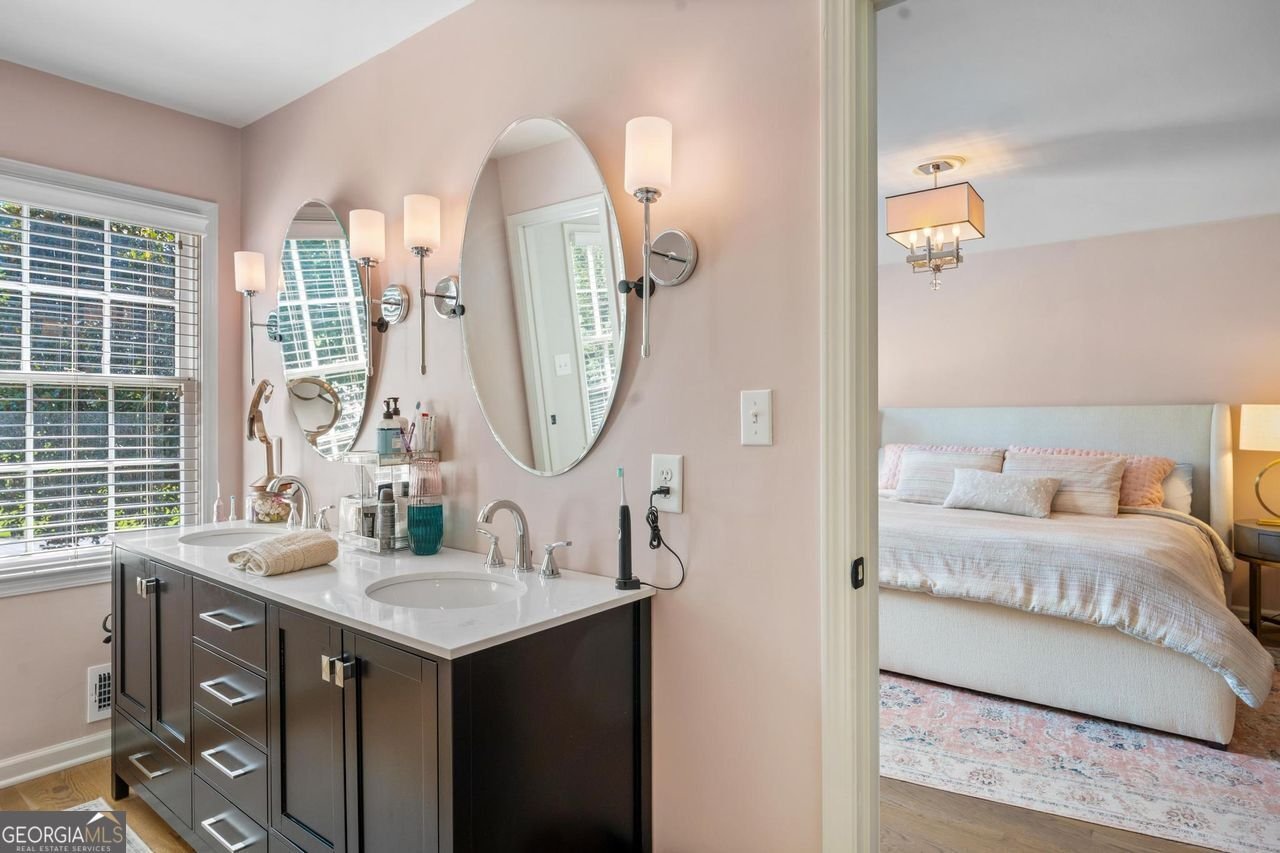 255 JADE COVE Circle Roswell - 25