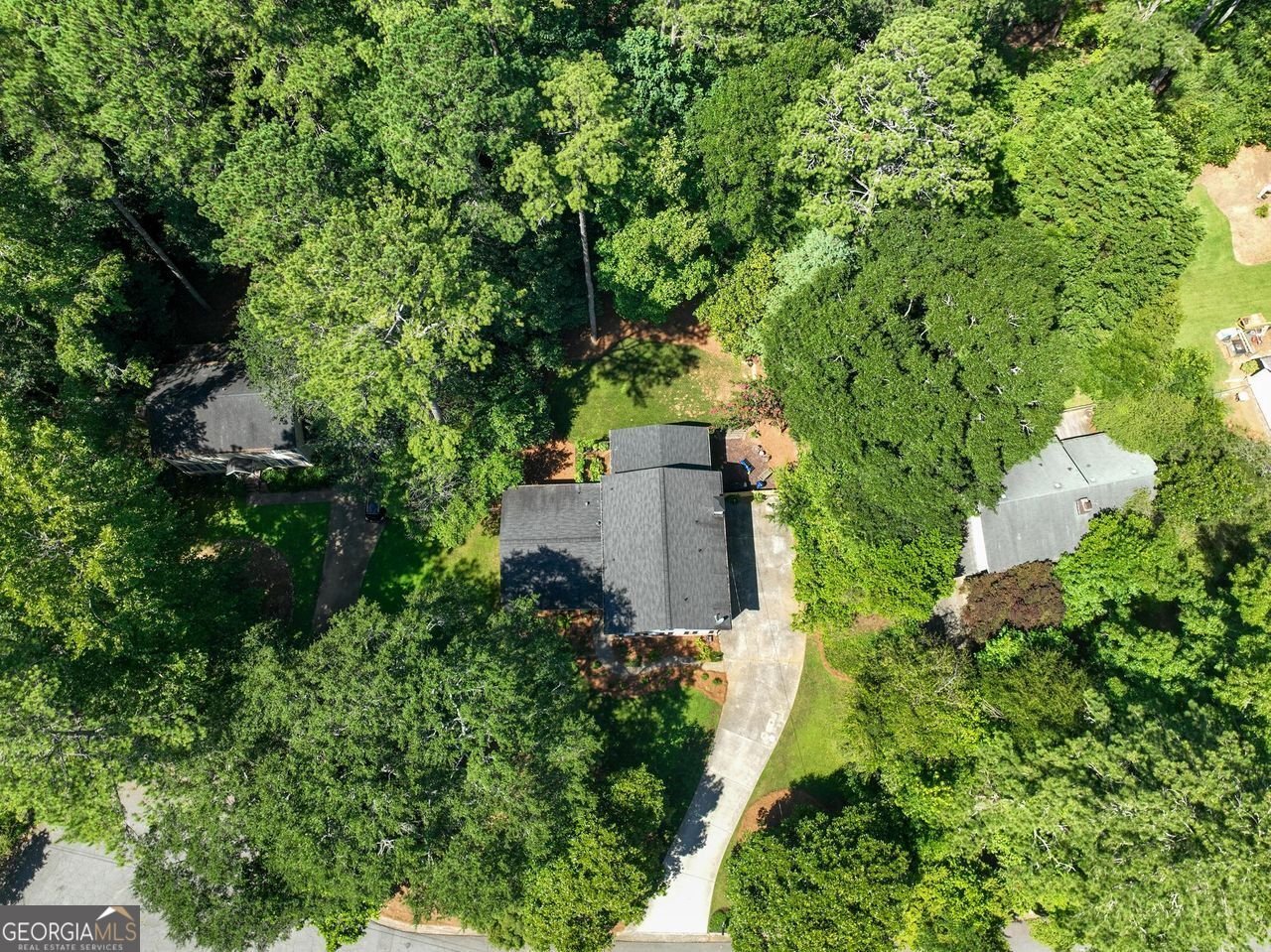 255 JADE COVE Circle Roswell - 35