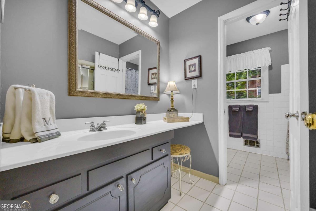 155 Devereux Drive Athens - 40