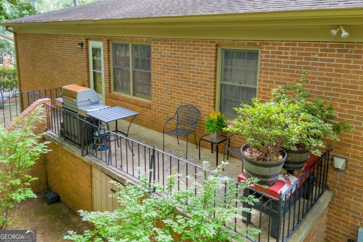 155 Devereux Drive Athens - 9