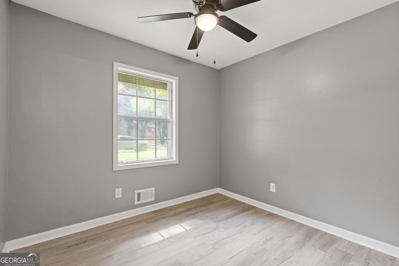 8221 Queens Drive Jonesboro - 8