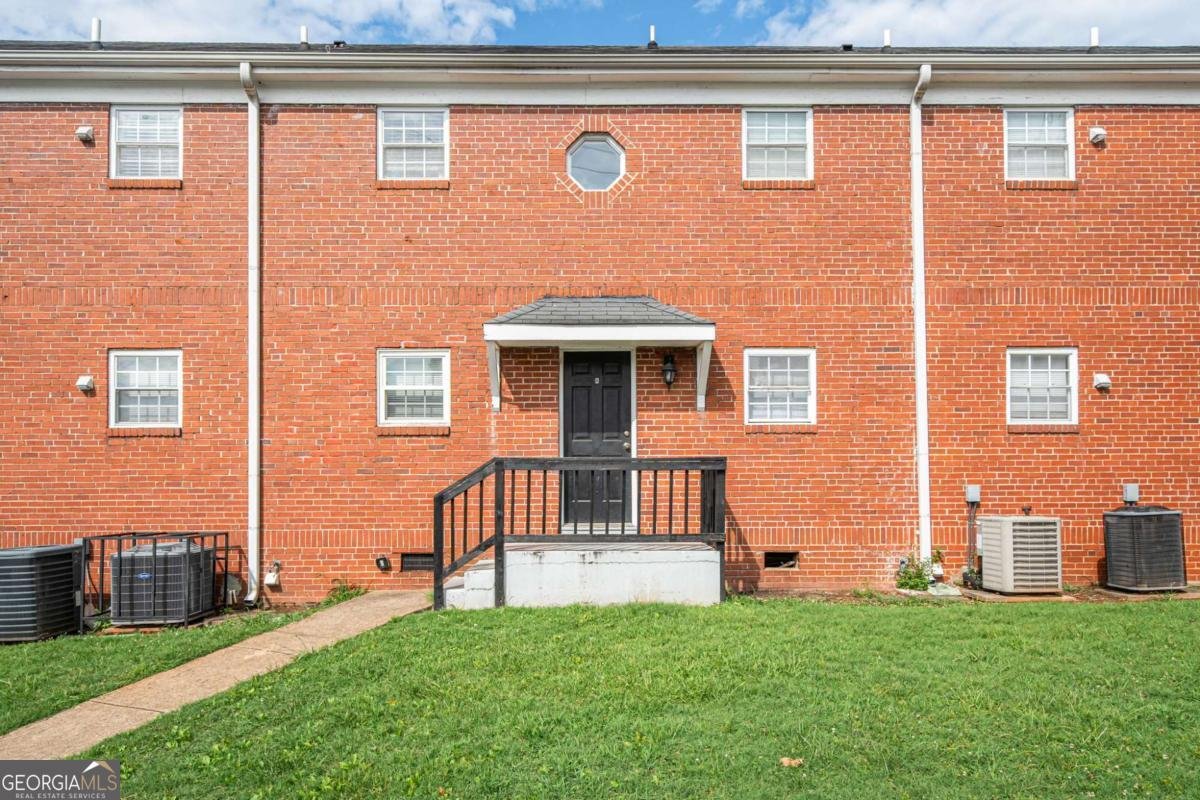 2367 Cascade Road Atlanta - 21