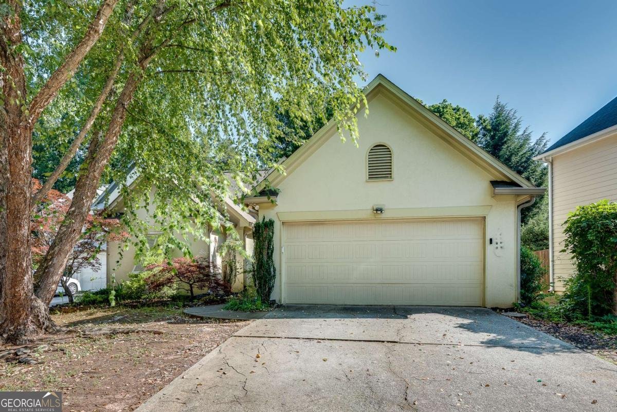 225 Morton Creek Circle Johns Creek - 2