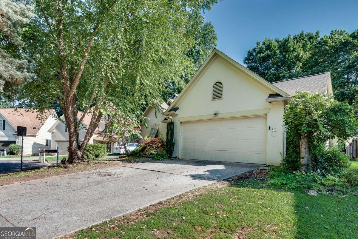 225 Morton Creek Circle Johns Creek - 3