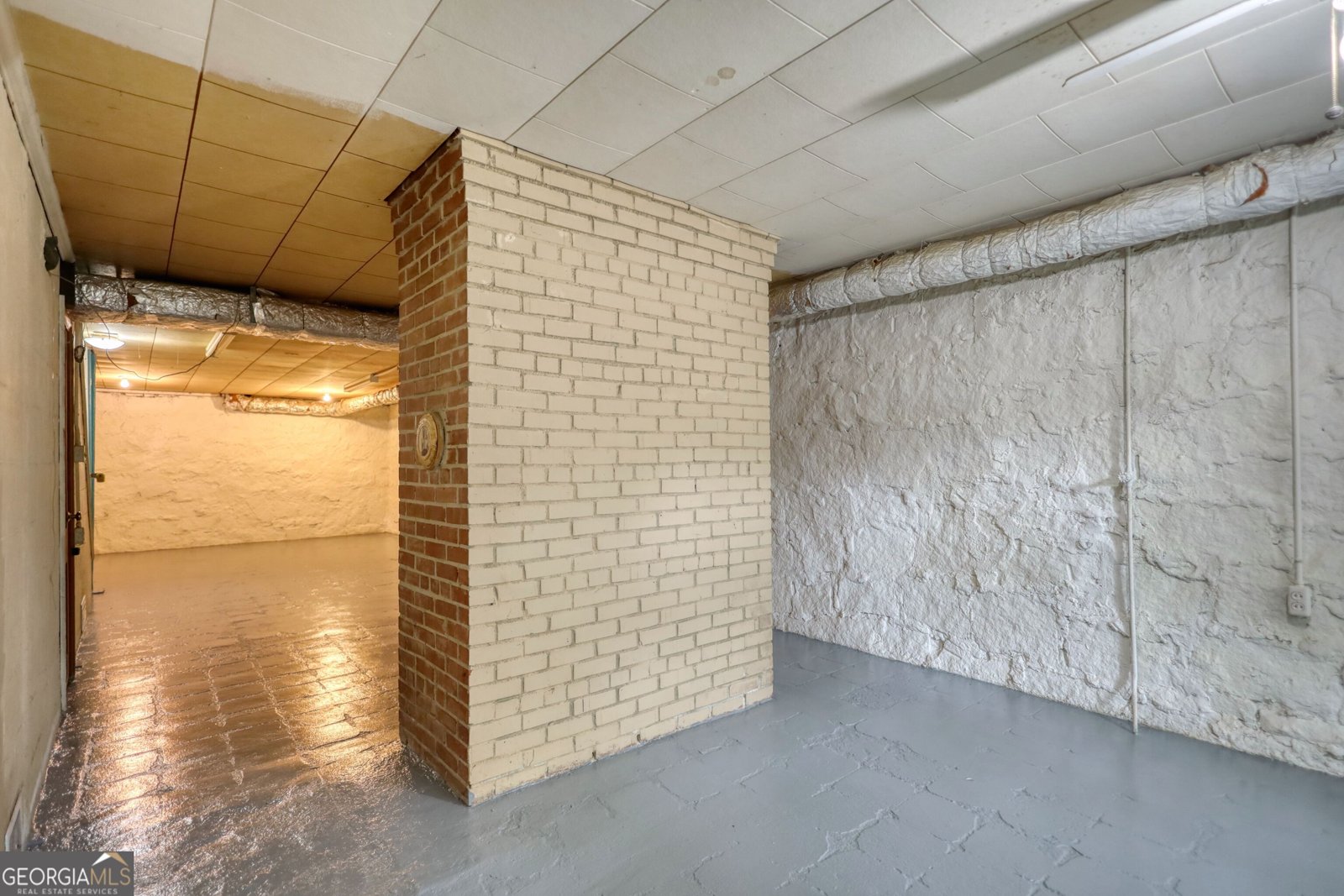 990 Oakland Avenue Conyers - 39