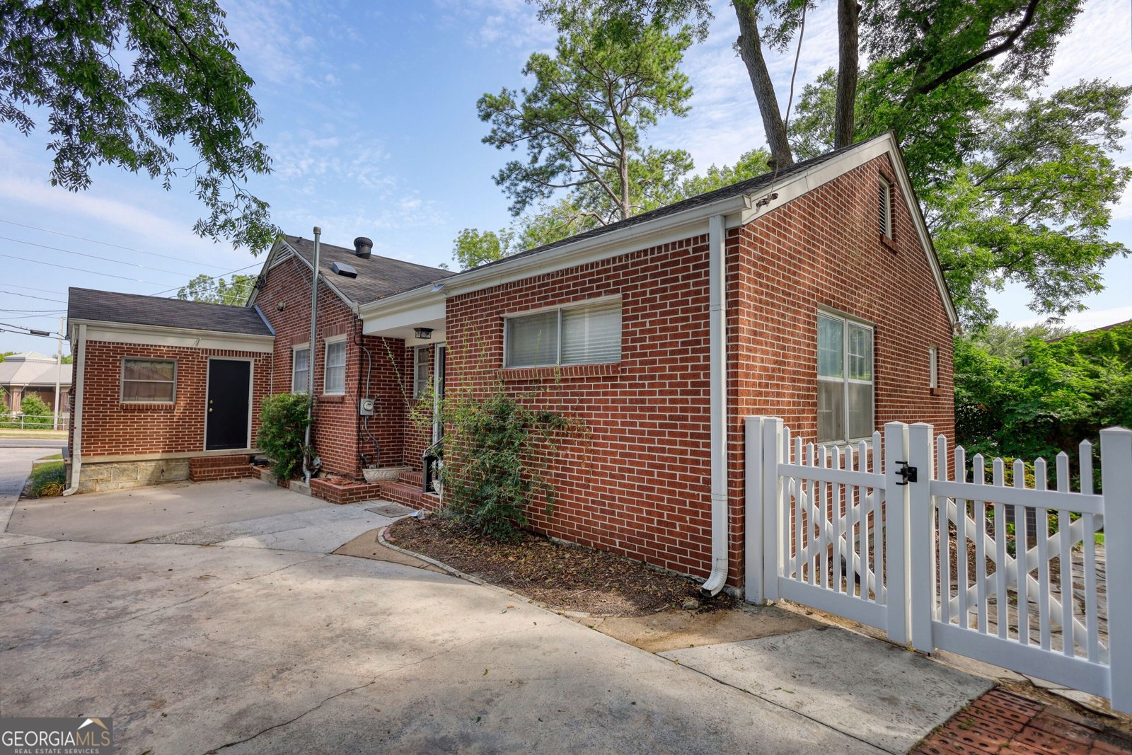 990 Oakland Avenue Conyers - 43