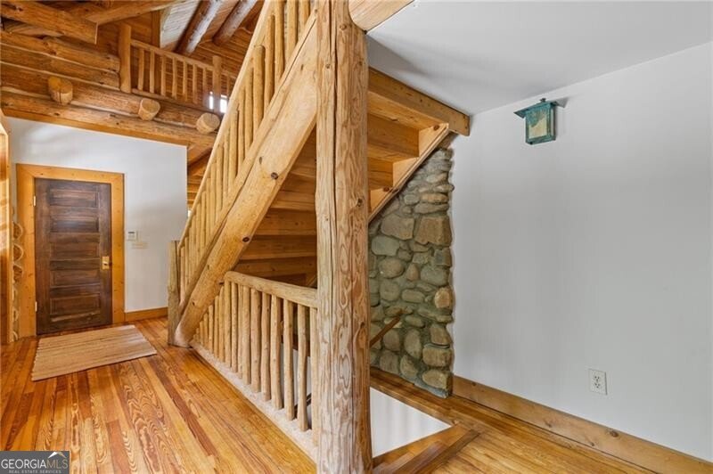 1355 White Road White - 34