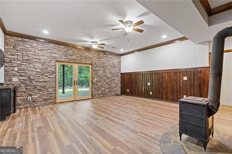 1355 White Road White - 35