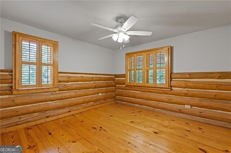 1355 White Road White - 61