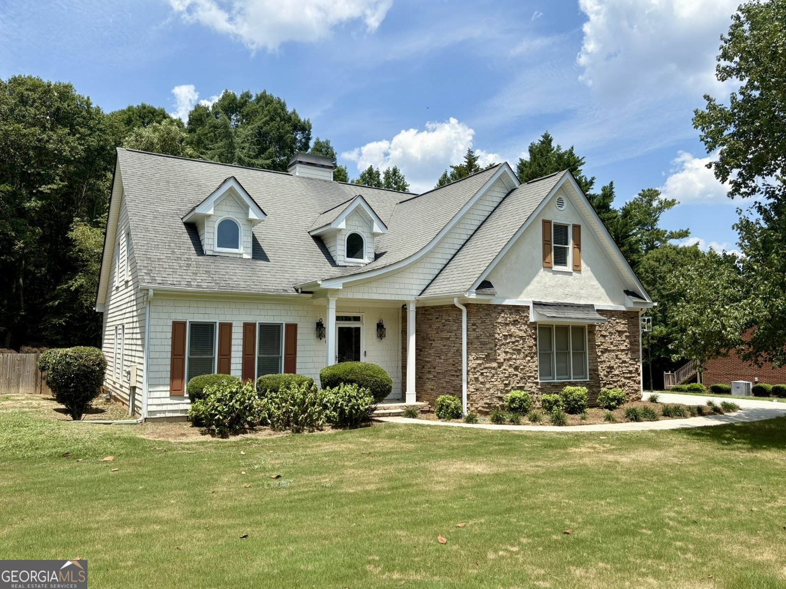 1005 Windridge Drive Loganville - 1